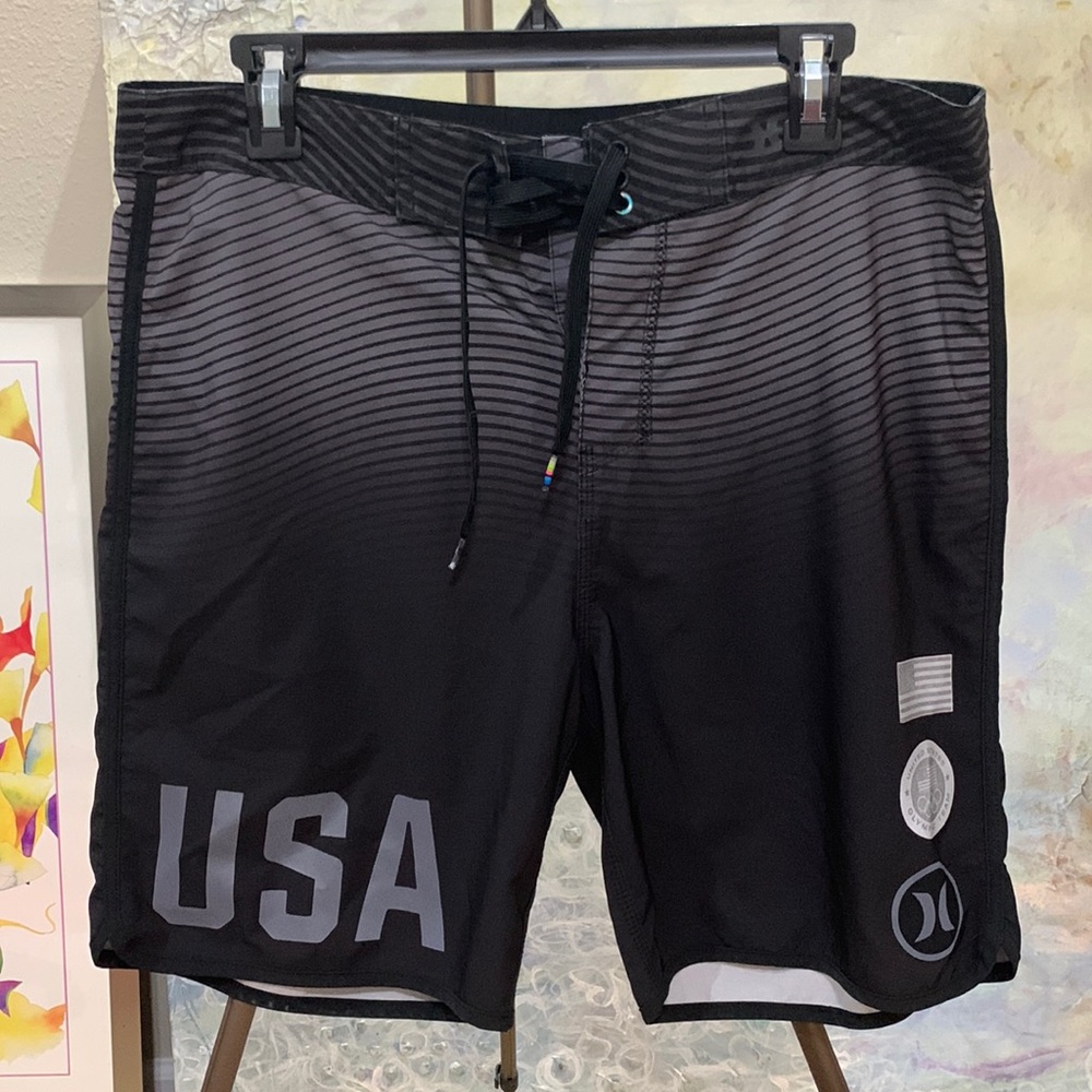 Hurley black US Olympics board shorts size 32